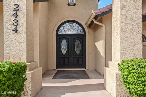 2434 E Jasmine Cir, Mesa, AZ 85213 photo 8