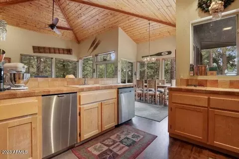 4492 N Meadow Way, Pine, AZ 85544 photo 9
