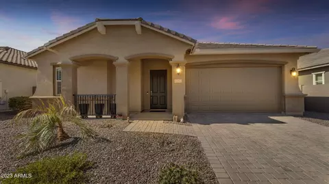 42182 W Centennial Ct, Maricopa, AZ 85138