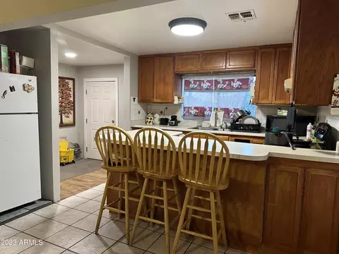 4717 N 79th Dr, Phoenix, AZ 85033 photo 7