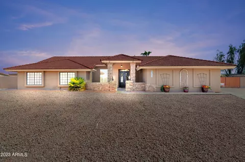 4443 E Beck Ln, Phoenix, AZ 85032