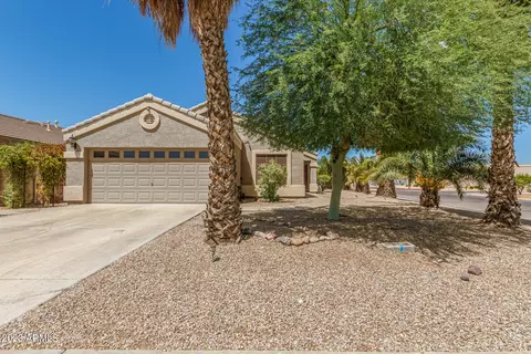 39434 N Marla Cir, San Tan Valley, AZ 85140