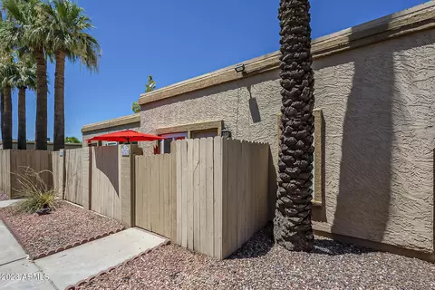 4752 N 14th St, Phoenix, AZ 85014
