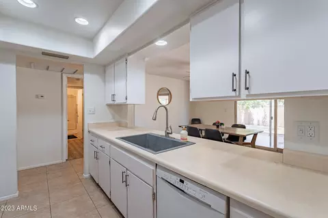 1740 E Laguna Dr, Tempe, AZ 85282 photo 10