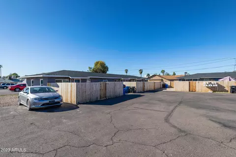 513 E Hatcher Rd, Phoenix, AZ 85020 photo 4