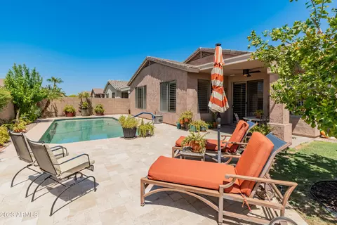 9213 W Runion Dr, Peoria, AZ 85382
