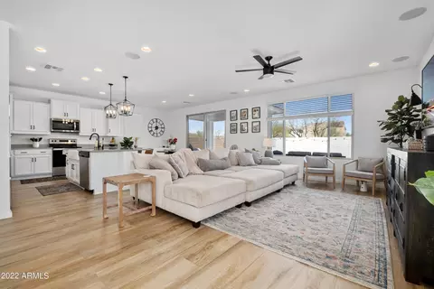 21909 N 31st Way, Phoenix, AZ 85050