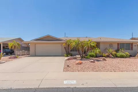 11426 N Blue Ridge Dr, Sun City, AZ 85351