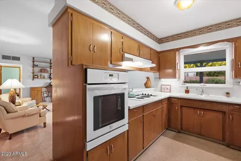 4302 E Calle Redonda --, Phoenix, AZ 85018 photo 9