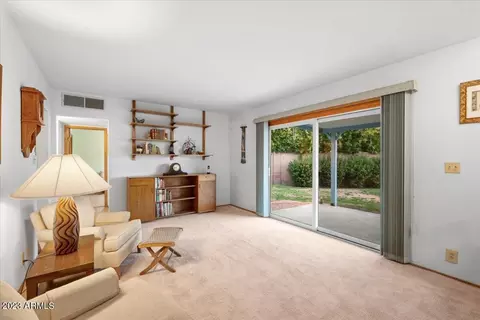 4302 E Calle Redonda --, Phoenix, AZ 85018 photo 10