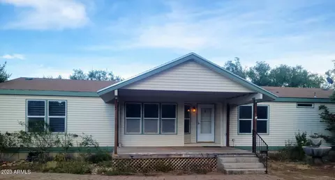 5905 S Camel Ln, Hereford, AZ 85615
