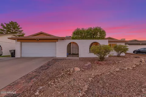 13834 N 52nd Dr, Glendale, AZ 85306