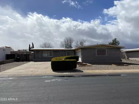 516 Suffolk Dr, Sierra Vista, AZ 85635