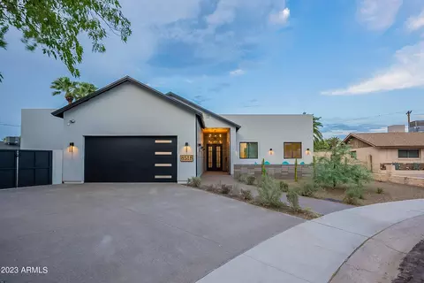 8518 E Malcomb Dr, Scottsdale, AZ 85250