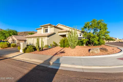 1601 E Potter Dr, Phoenix, AZ 85024 photo 4
