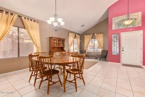 534 W Desert Ave, Gilbert, AZ 85233 photo 7