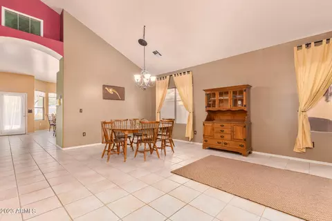 534 W Desert Ave, Gilbert, AZ 85233 photo 5