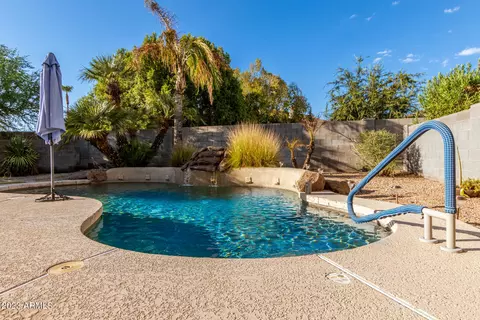 534 W Desert Ave, Gilbert, AZ 85233 photo 2