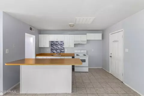 6329 N 43rd Ave, Phoenix, AZ 85019 photo 12