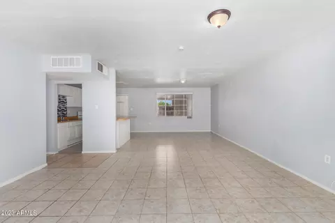 6329 N 43rd Ave, Phoenix, AZ 85019 photo 7