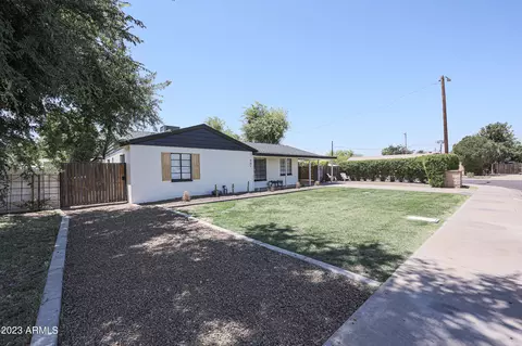 901 E Berridge Ln, Phoenix, AZ 85014 photo 1