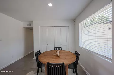 901 E Berridge Ln, Phoenix, AZ 85014 photo 15
