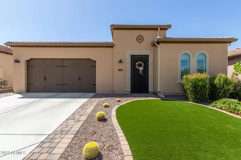 307 E Bergamot Ln, San Tan Valley, AZ 85140