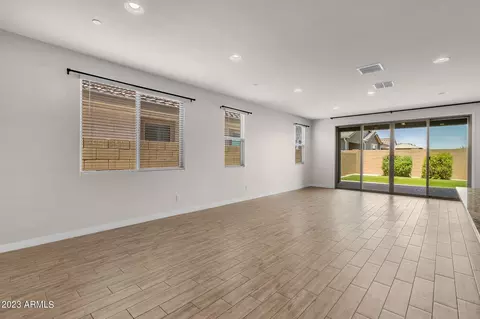 9656 E Twinkle Ave, Mesa, AZ 85212 photo 12