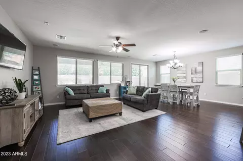 2552 E Plum St, Gilbert, AZ 85298 photo 11