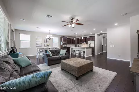 2552 E Plum St, Gilbert, AZ 85298 photo 3