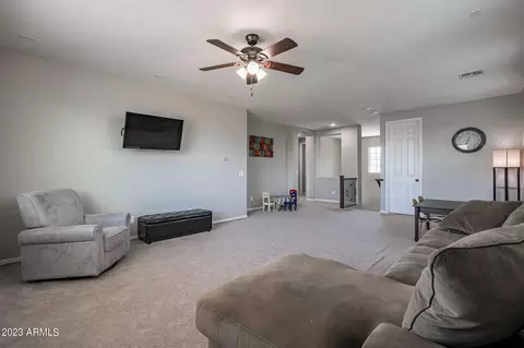 2552 E Plum St, Gilbert, AZ 85298 photo 4
