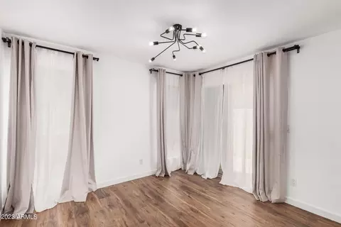 433 E Taro Ln, Phoenix, AZ 85024 photo 10