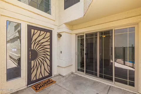 433 E Taro Ln, Phoenix, AZ 85024 photo 5