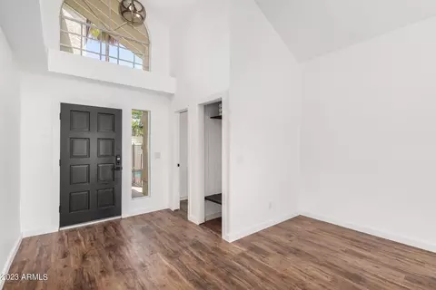 433 E Taro Ln, Phoenix, AZ 85024 photo 6