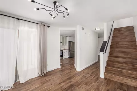 433 E Taro Ln, Phoenix, AZ 85024 photo 11