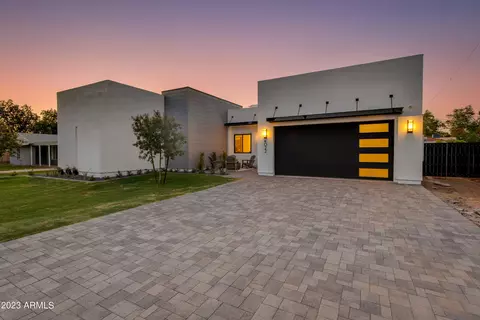 4022 E Pinchot Ave, Phoenix, AZ 85018