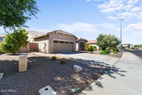 1077 E Regent Dr, Gilbert, AZ 85298