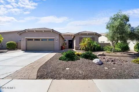 1077 E Regent Dr, Gilbert, AZ 85298 photo 2