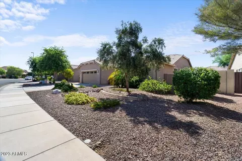 1077 E Regent Dr, Gilbert, AZ 85298 photo 3