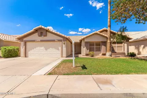 674 E Sheffield Ave, Chandler, AZ 85225