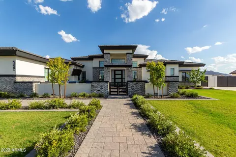 25326 S Grapefruit Dr, Queen Creek, AZ 85142