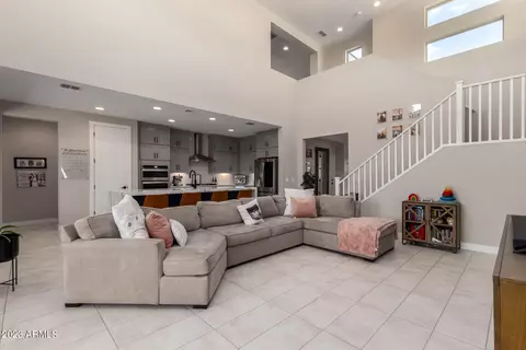 2947 E Tina Dr, Phoenix, AZ 85050 photo 9
