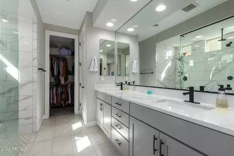 2947 E Tina Dr, Phoenix, AZ 85050 photo 23