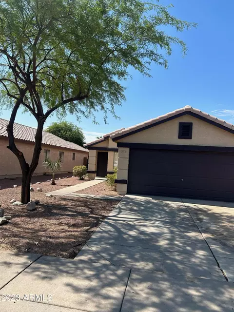 10657 W Poinsettia Dr, Avondale, AZ 85392