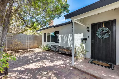 1714 E Cheery Lynn Rd, Phoenix, AZ 85016 photo 6