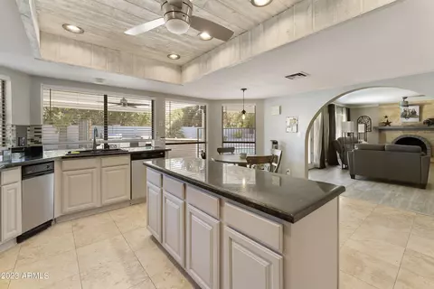 337 E Halifax St, Mesa, AZ 85201 photo 8