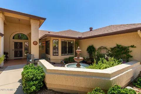 13837 W Casa Linda Dr, Sun City West, AZ 85375