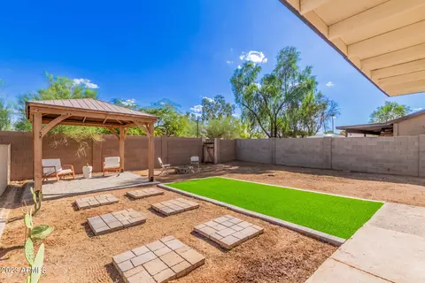 3819 E Ludlow Dr, Phoenix, AZ 85032 photo 22