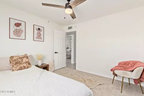 3819 E Ludlow Dr, Phoenix, AZ 85032 photo 12