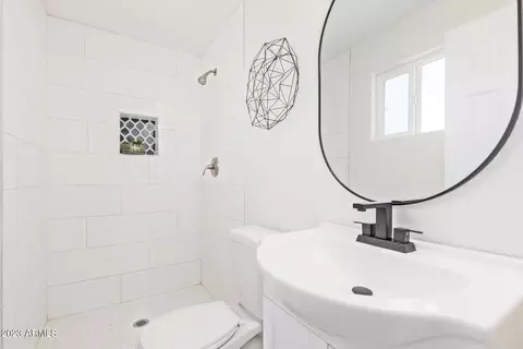 3819 E Ludlow Dr, Phoenix, AZ 85032 photo 11